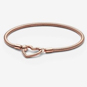 Pandora Moments Heart Closure Snake Chain Bracelet